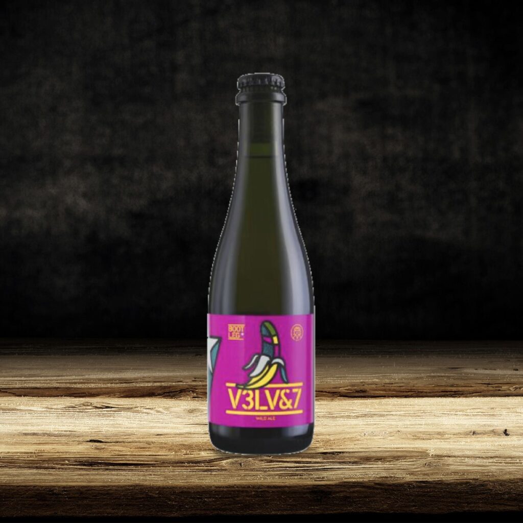 Stile: wild ale
Colore: chiara
Grado Alcolico: 5,6%
Formato: 37.5 cl.